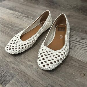 Dolce Vita Woven Ballet Flats Size 8.5 Slip On Cream White